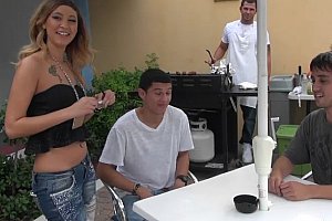 ninahartley 大屁股
